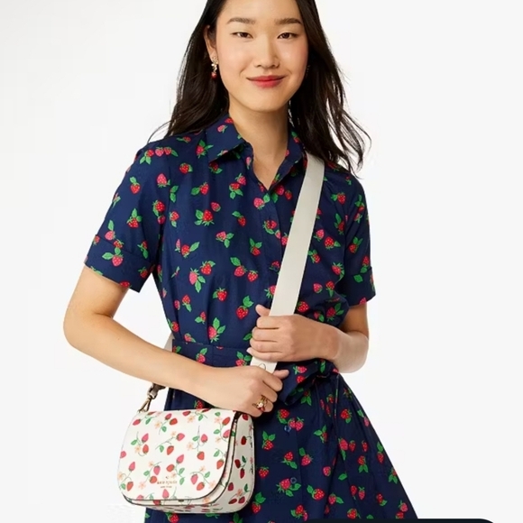 🔹️Kate Spade🔹️ Madison Strawberry Vine Printed Saffiano Saddle Bag, Cream NWT - Picture 5 of 6